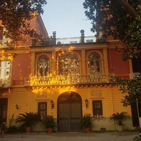 Caluga House