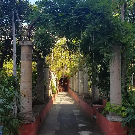 Caluga House פיאנו די סורנטו
